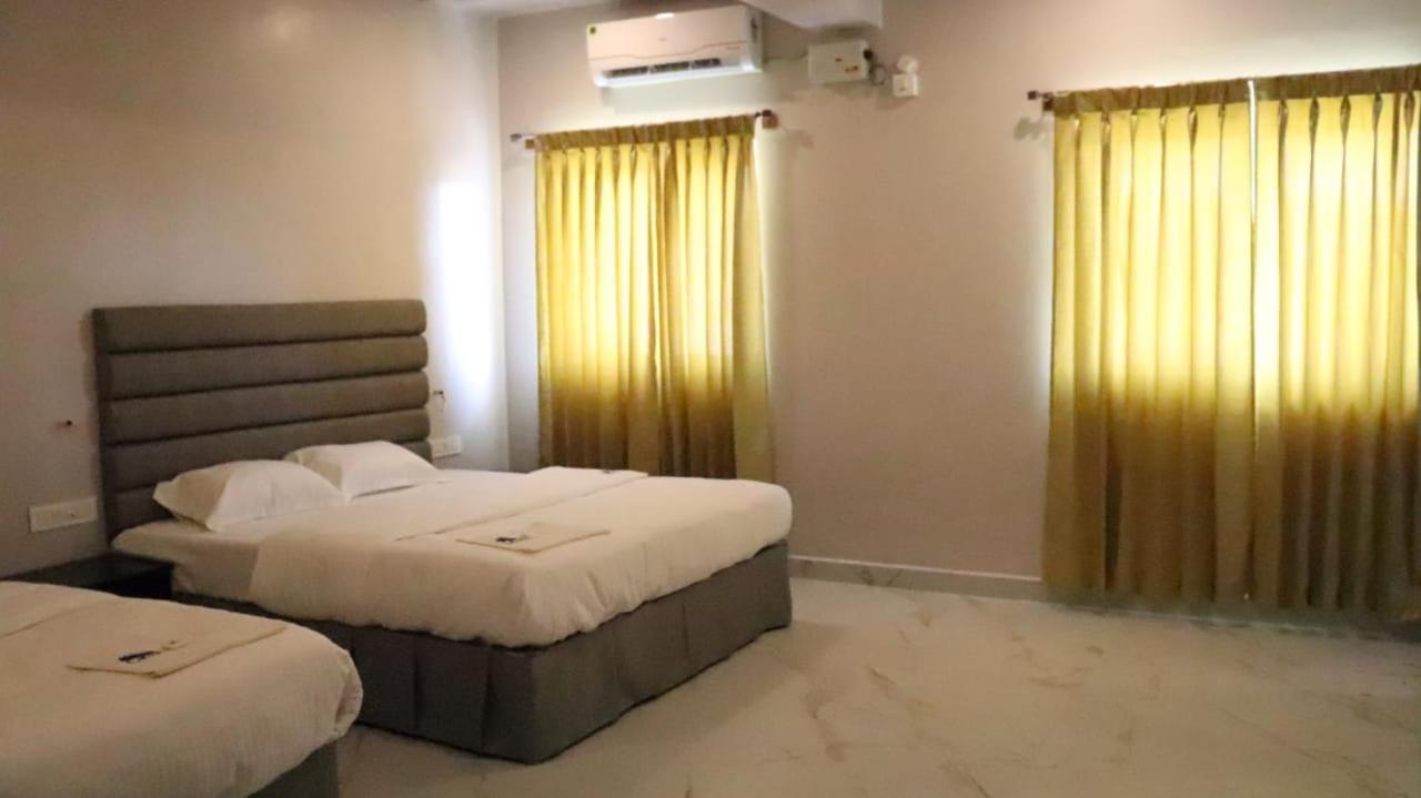 Ckm Town Inn Chikmagalūr Extérieur photo